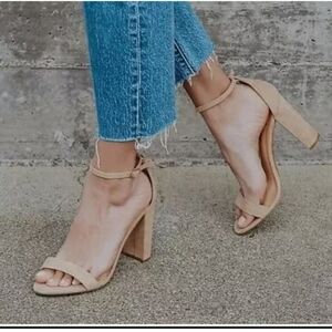 Lulus Suede Block Heel Sandal, size 7